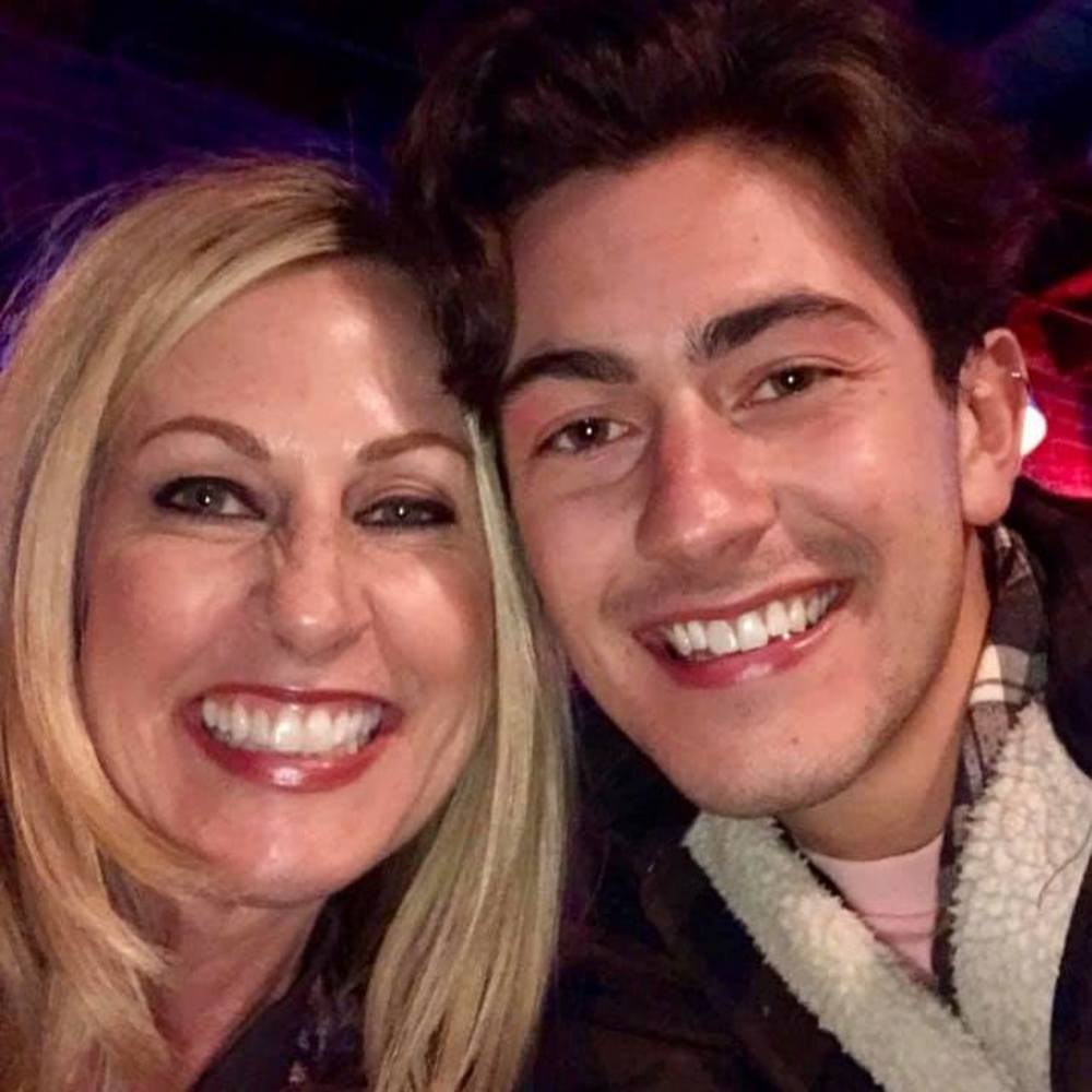 Meet your Posher, Shelly